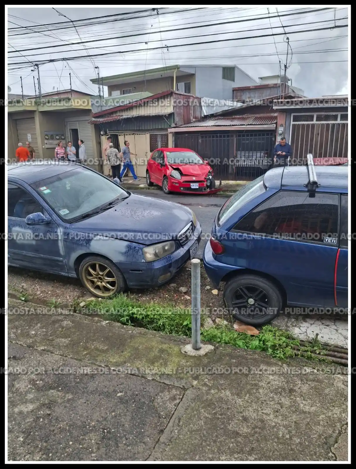 Image from Accidentes de Costa Rica .Net: Santa Cecilia, Guadalupe ,Goicoechea, frente al Taller Calderón . Coli...