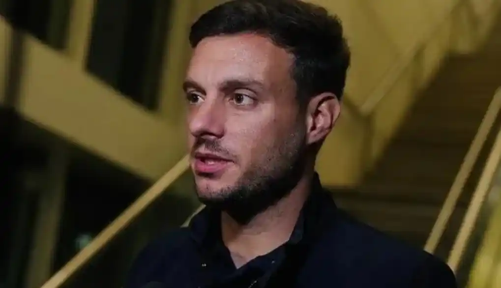 Image from Somos Fanaticos - Futebol Portugal: Treinador Martín Anselmi e capitão Diogo Costa anteveem Mundial de Clu...