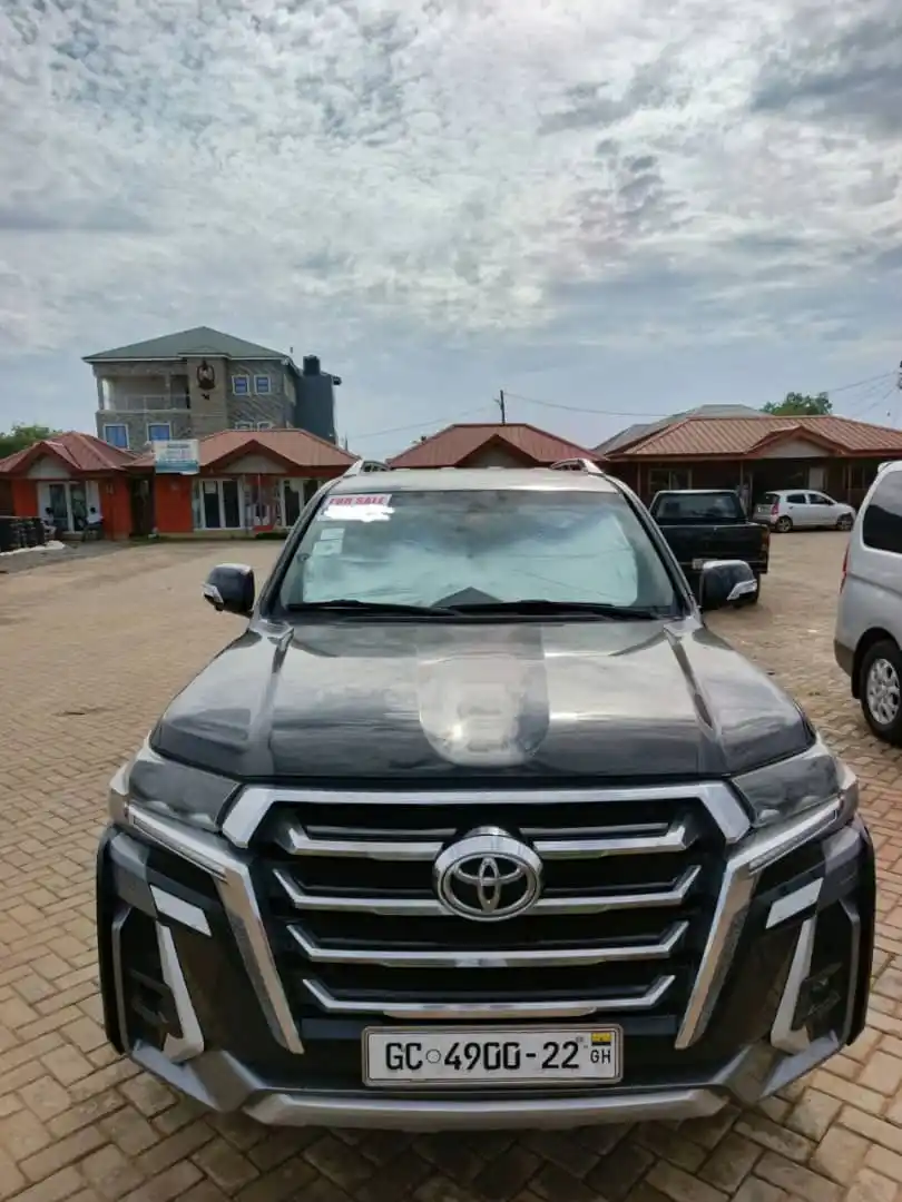 Image from Ivory Motors: 2015 Toyota Land Cruiser Limousine – ¢865,000 📍 Condition: Local Used...