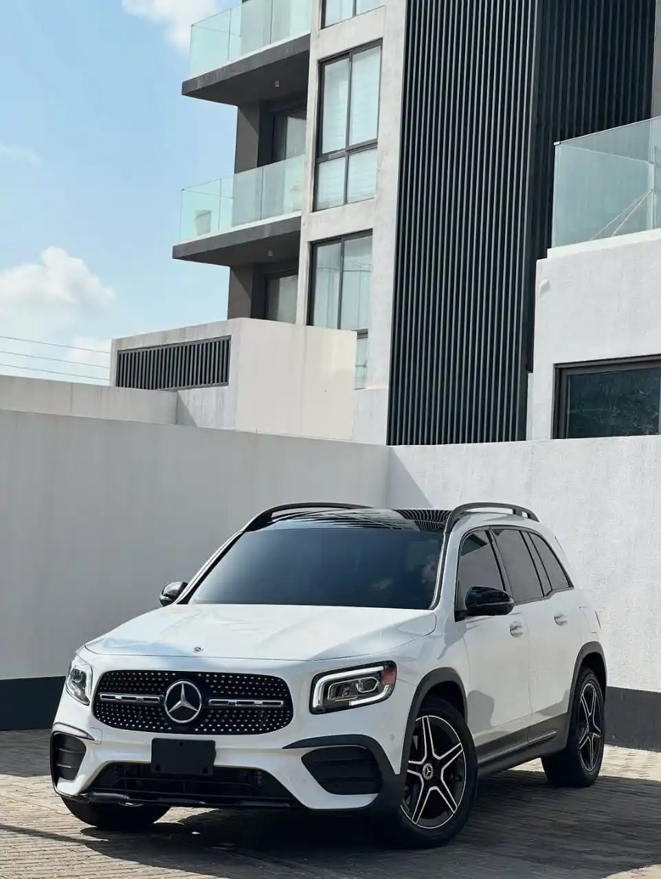 Image from Ivory Motors: 2021 Mercedes-Benz GLB250 4MATIC – ¢675,000 📍 Condition: Foreign Use...