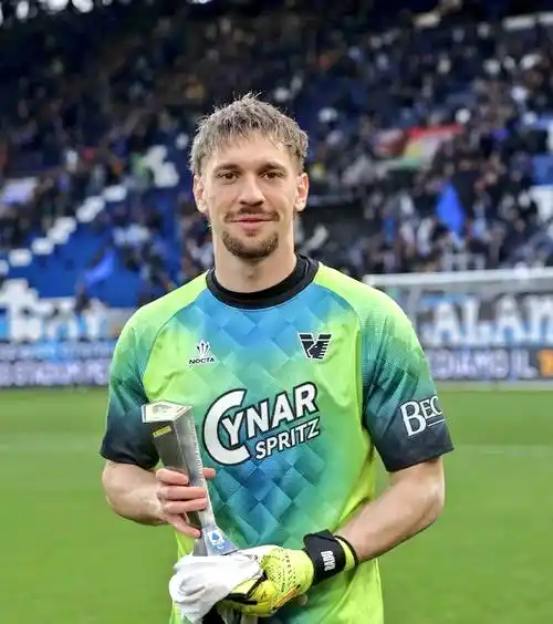 Image from solofichajes123: El RC Celta ultima el fichaje del portero rumano de 28 años Ionut Radu...