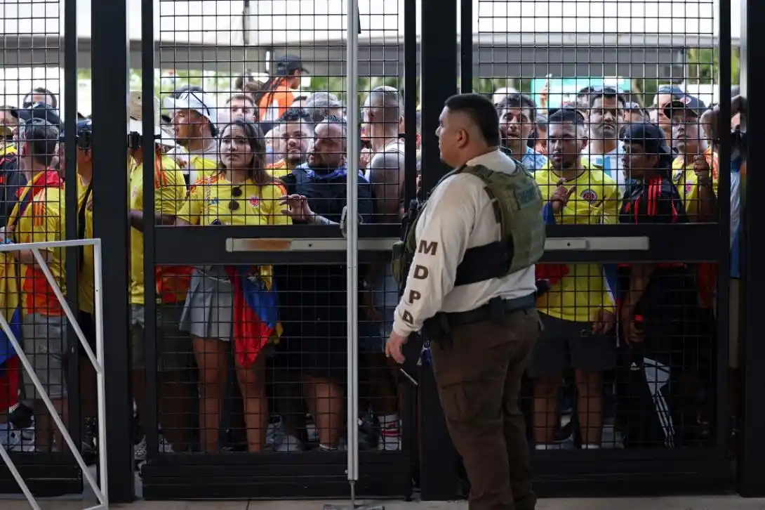 Image from Perú21 : 🚨Mundial de Clubes 2025 será custodiado por policías de migraciones d...