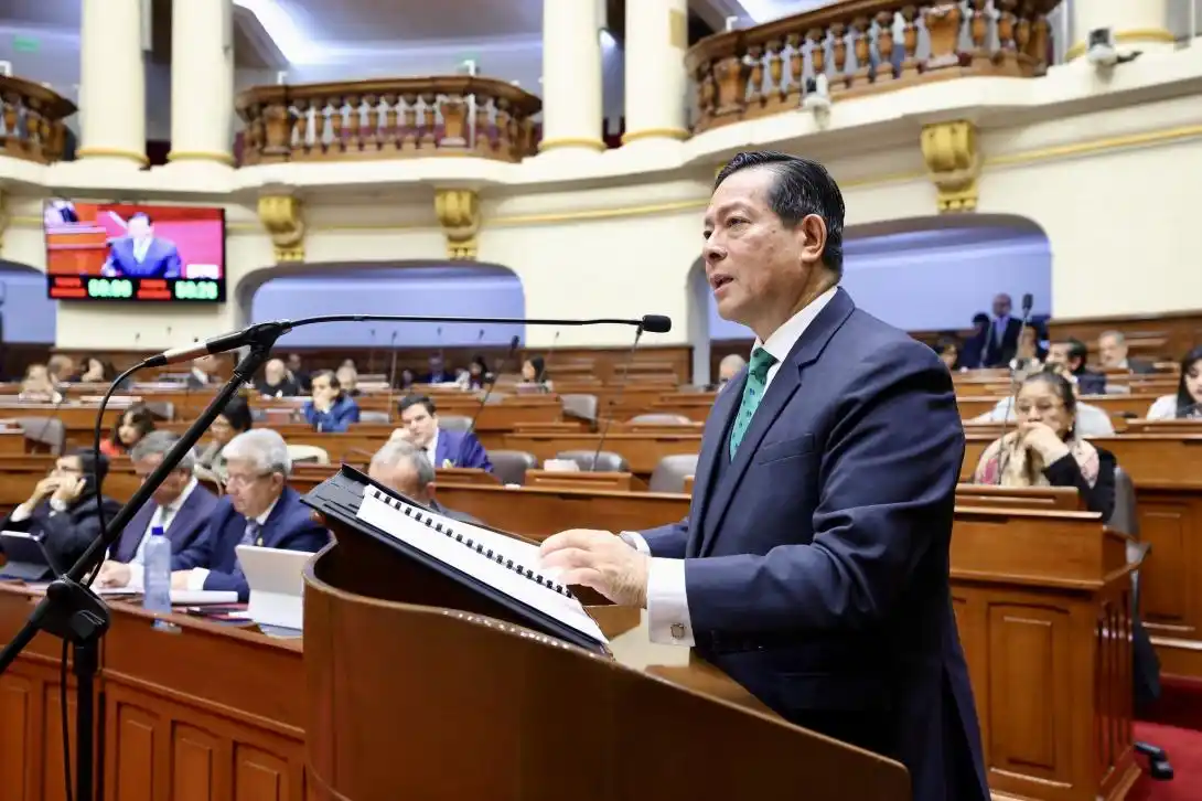 Image from Perú21 : 🚨Voto de confianza: Premier anuncia shock desregulatorio El premier ...