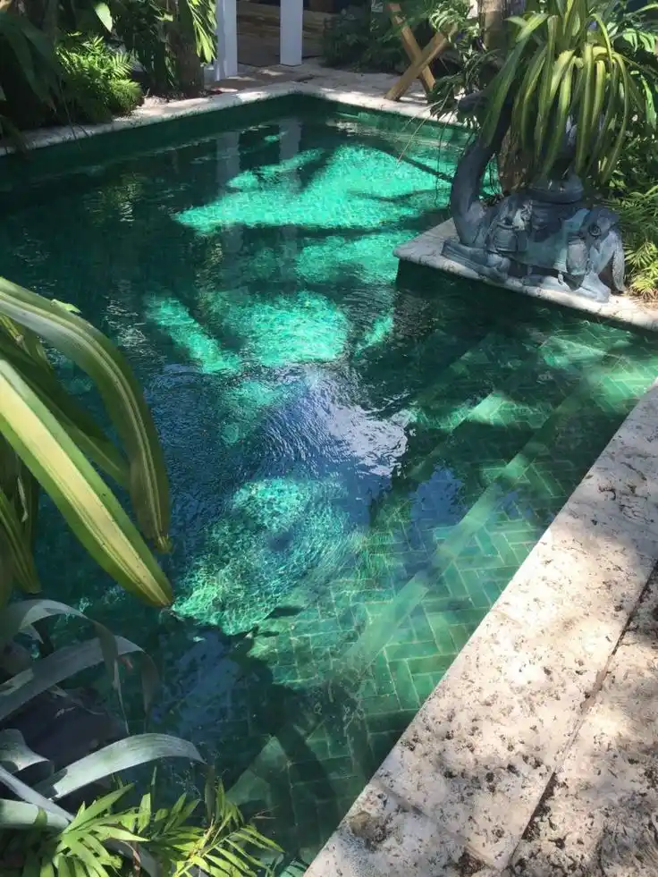 Image from Da Vinci Ceramics: We're making waves in pool design! At Da Vinci, we're revolutionizing ...