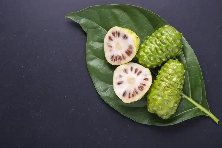 Image from "Towards perfect health": 🍈✨ فاكهة النوني – سر الصحة والحيوية! ✨🍈 هل سمعت عن الفاكهة التي تُلق...