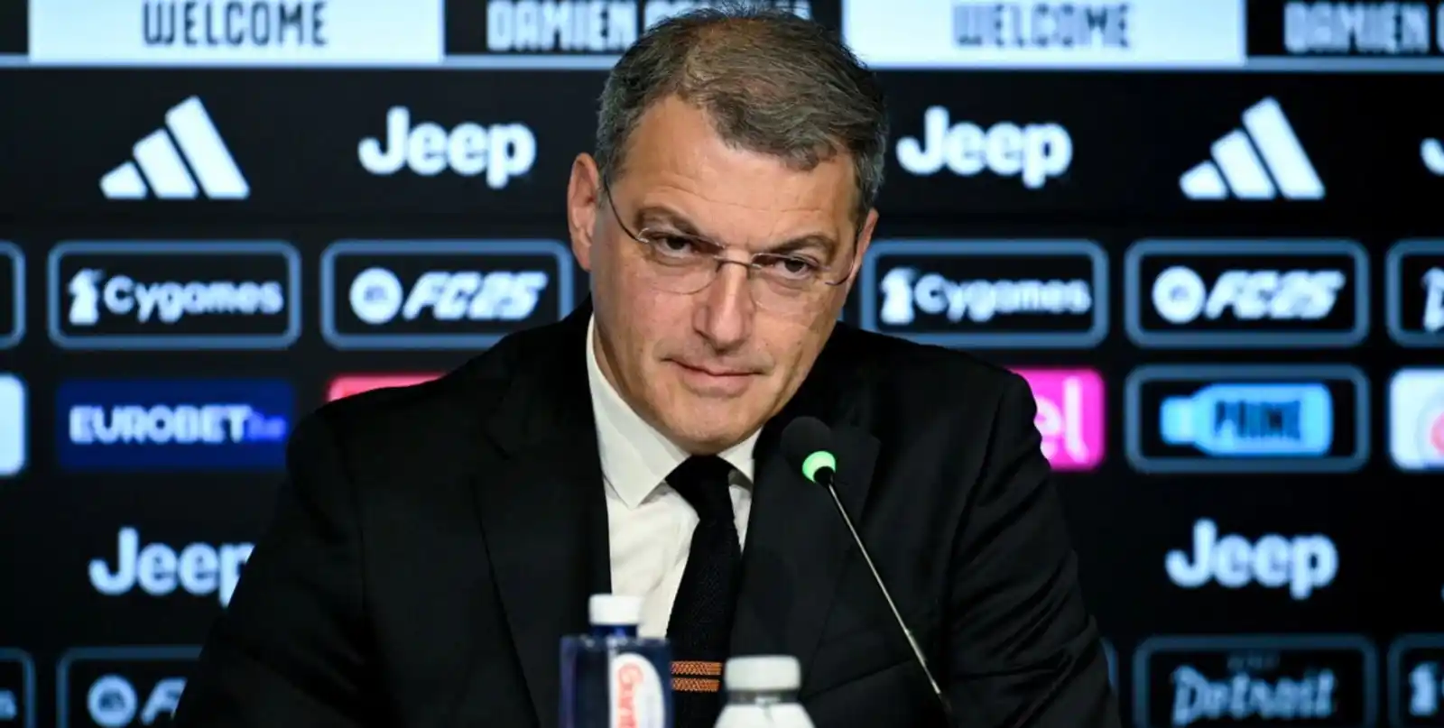 Image from Tuttosport: *La Juve lo blinda fino al 2030!* _Primo rinnovo ufficiale di Comolli,...