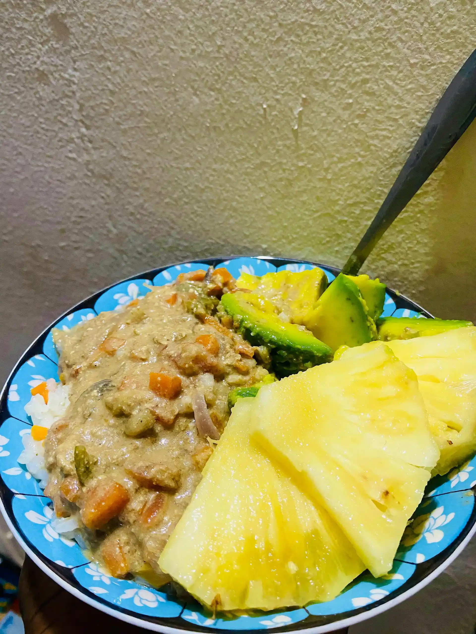 Image from NUTRITIONIST HENRY: *Lunchtime Health Tips‼️* I bet no plate can beat mine if it comes to...