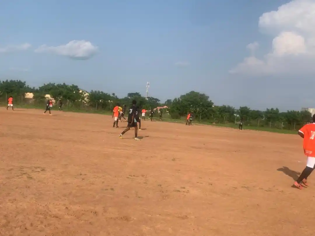 Image from Kwarapoly sports channel : 28’ GOAL 🥅 SLT 0-1 Mass communication Mass communication leads by...