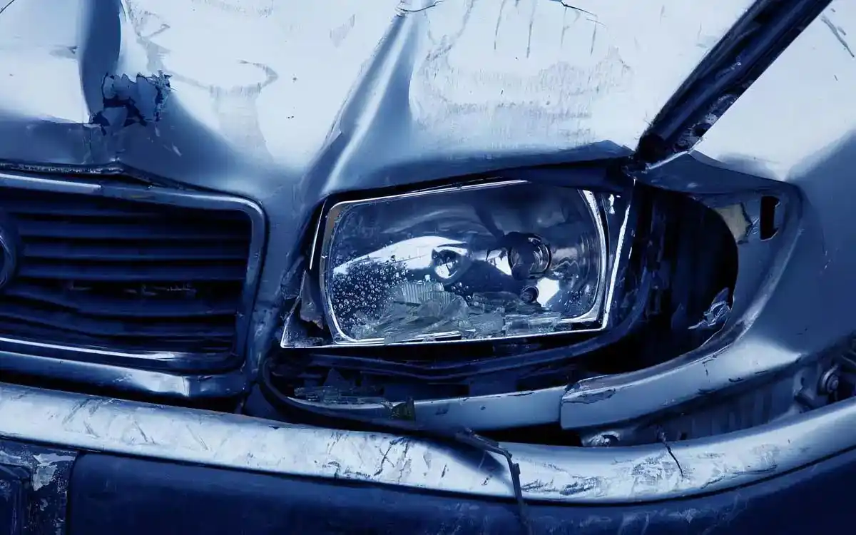 Image from Bayreuther Tagblatt : Bei einem Unfall zwischen Harsdorf und Trebgast sind zwei Männer mit i...