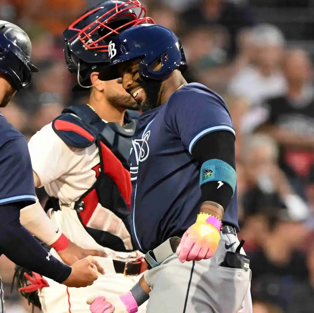 Image from ⚽⚾ DEPORTES 🏀🏐: *🇨🇺 Yandy Díaz llegó a 10 jonrones en la temporada 2025 de las Grand...