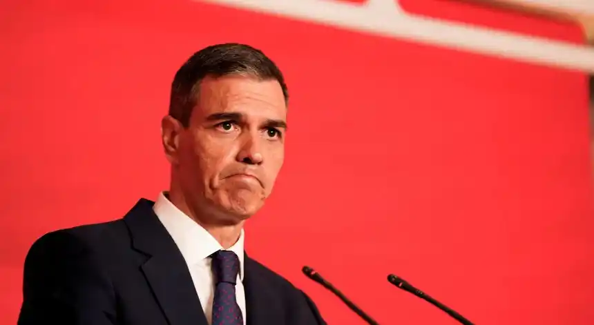 Image from RTP Notícias : *Espanha. Sánchez pede auditoria às contas do partido mas descarta ele...