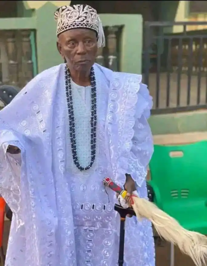 Image from Okun Voice: His Royal Majesty, Oba Ikusemoro, the Olubunu of Bunu Land and the old...