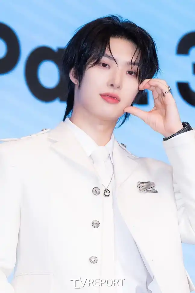 Image from 𝟖 𝐌𝐀𝐊𝐄𝐒 𝟏 𝐓𝐄𝐀𝐌 | ATEEZ UPDATES: *[📸] MINGI ATEEZ Mini Album ke-12 'GOLDEN HOUR : Part.3' Press Photo*...