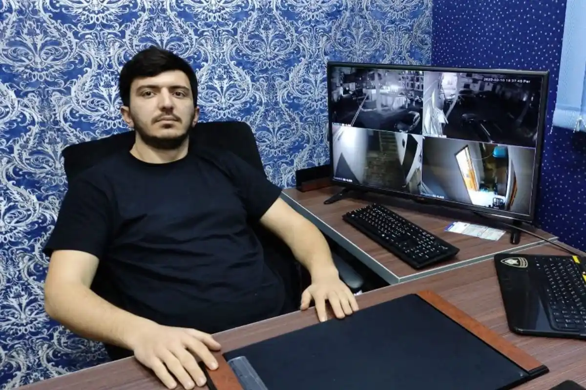 Image from Новости Азербайджана: ❗️Обещал автомобили, собрал деньги и уехал: МВД разыскивает подозревае...
