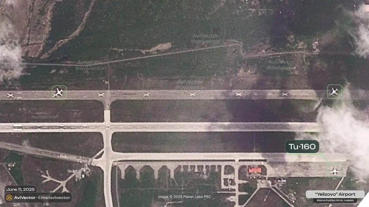 Image from Haqqin.az: *✈️ Россия перебросила свои бомбардировщики на Дальний Восток после ук...