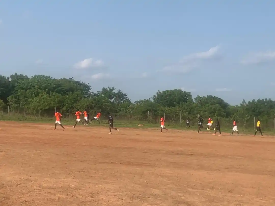 Image from Kwarapoly sports channel : SECOND HALF  SLT 0-1 Mass Communication   Who will qualify for semifin...