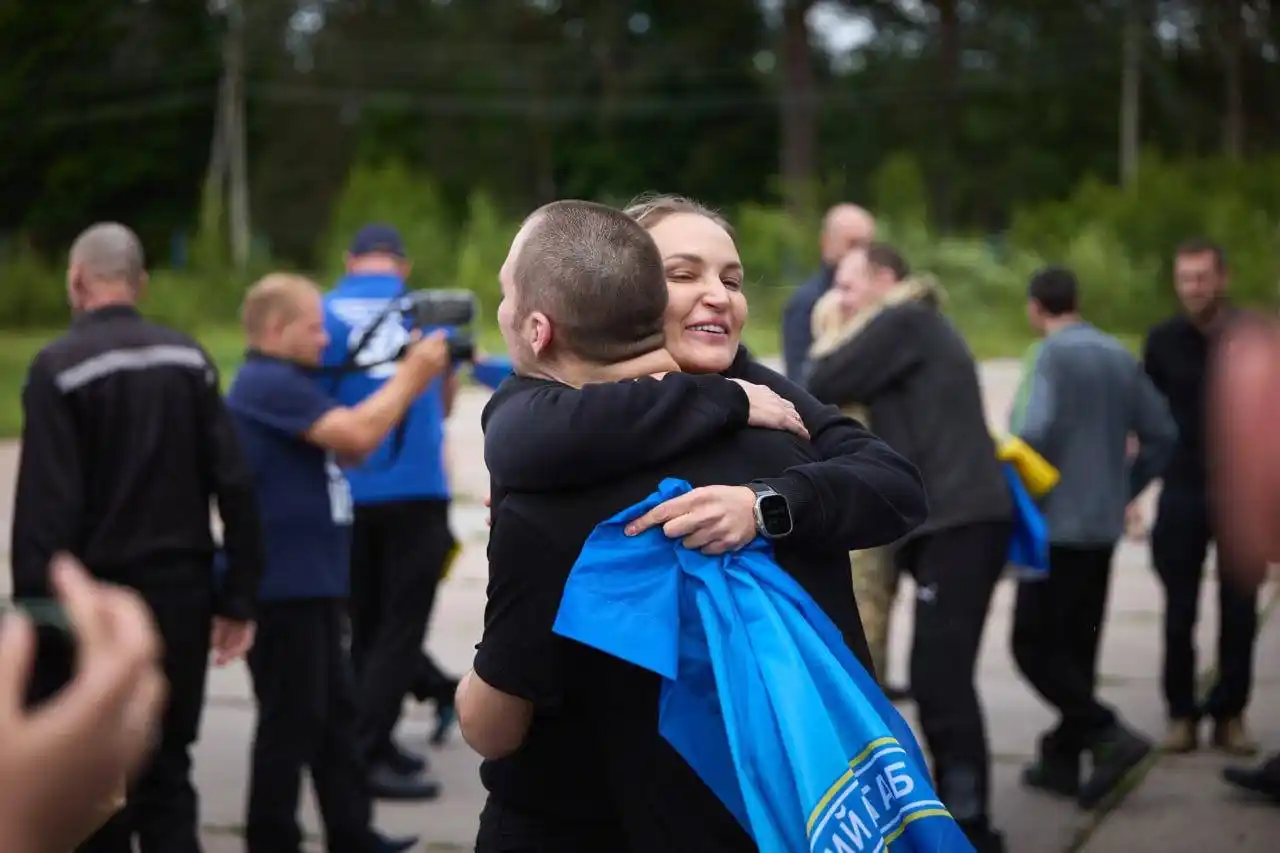 Image from Haqqin.az: 🇺🇦 *Зеленский сообщил об еще одном этапе обмена пленными* «Это уже ...