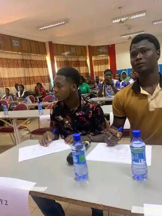 Image from SPEAK ENGLISH CI: 🎓 Un Honneur de Collaborer avec le Club d’Anglais de l’Université Aub...
