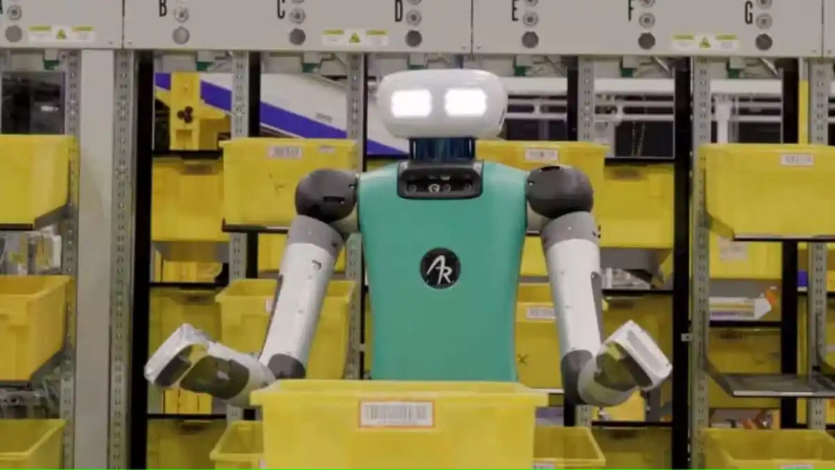 Image from Futuro Prossimo: C’è un robot che lavora in magazzino, ha gambe piegate al contrario e ...