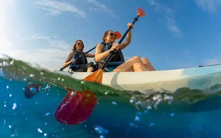 Image from Vootours Tourism : 🛶 Experience Highlights – Kayaking Dubai Paddle through the stunning...