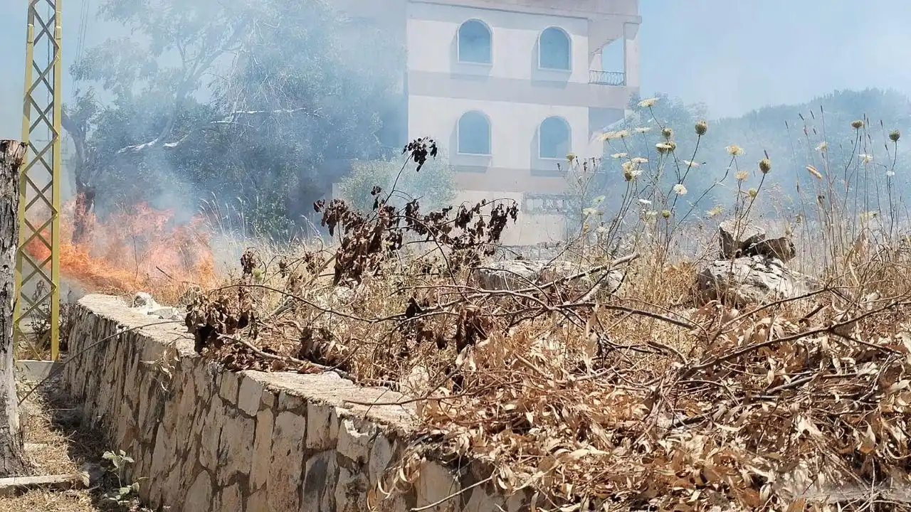Image from موقع بيروت الحرة: 🌎⬅️ *لا صحة للمعلومات المتداولة عن استهداف معادي لسيارة في محيط بلدة ...