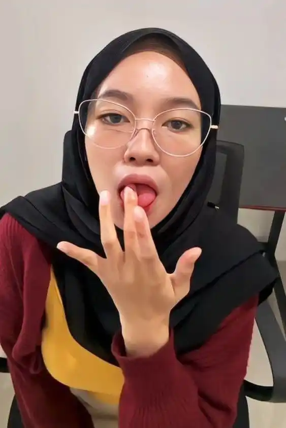 Image from Koleksi Asupan Pemersatu Bangsa Shinpex 1: TIKTOKERS FADHILARZK TRAKTEER NO PW NO RIBET https://bicolink.com/rfL...