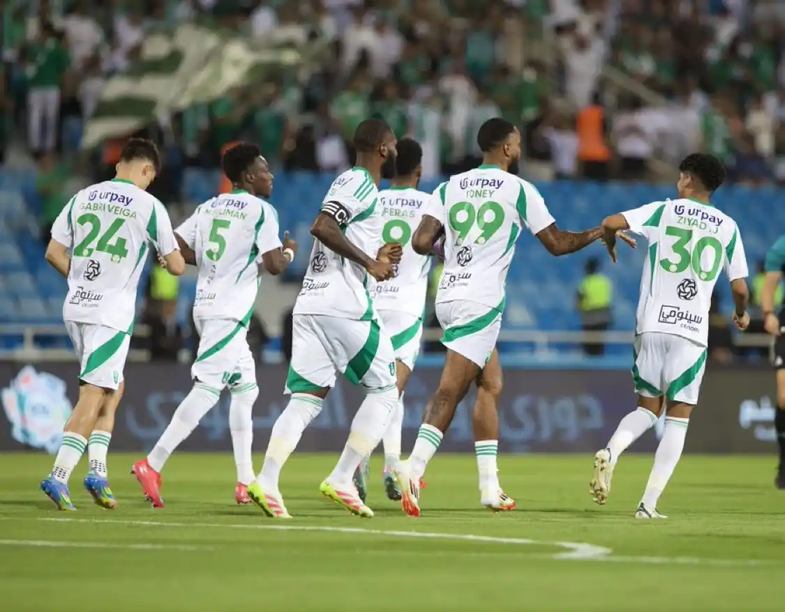 Image from النادي الأهلي AFC|🟢: *🚨🚨 الرياضية | المدن المرشحة لاحتضان معسكر الأهلي:*  *‏🇪🇸 إشبيلية*...