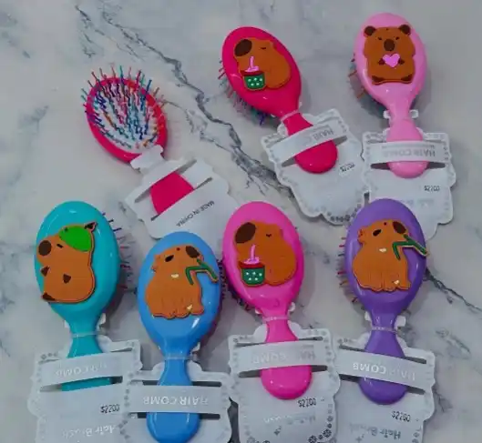Image from NOVEDADES LA MOROCHA 🥰💗: Cepillo Capybara 😍❤️ *$2.500*...