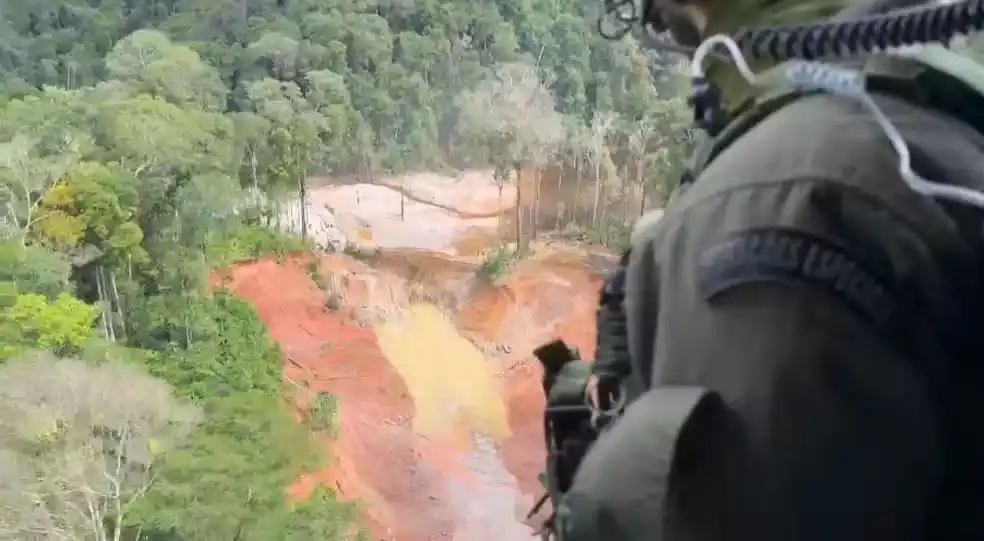 Image from g1Amapá: *Dupla presa por homicídio e trabalho escravo na Guiana Francesa é ext...