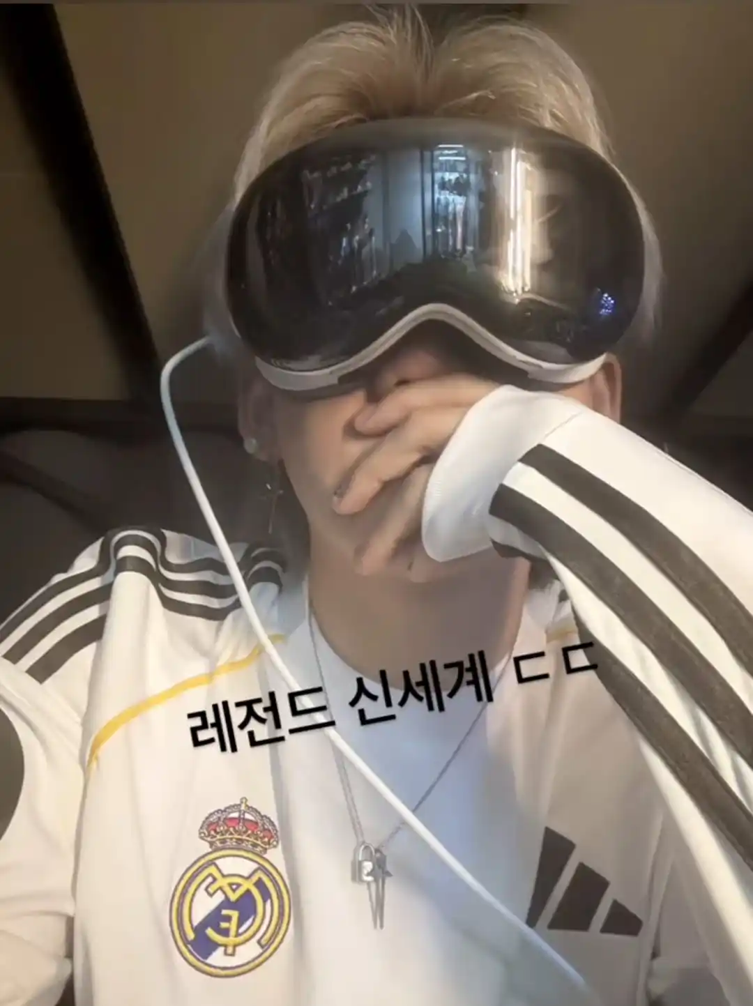 Image from treasure ✧teume squad✧: HYUNSUK WEVERSE UPDATE Legenda dunia baru > treasure teume squad...