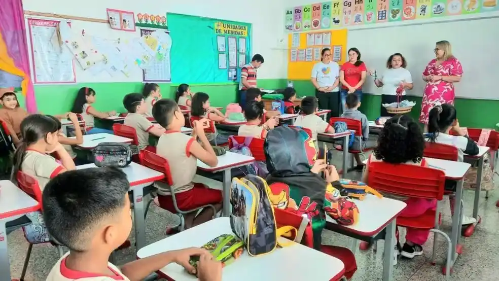 Image from g1Amapá: *Macapá abre inscrições para 100 vagas de estágio em escolas municipai...