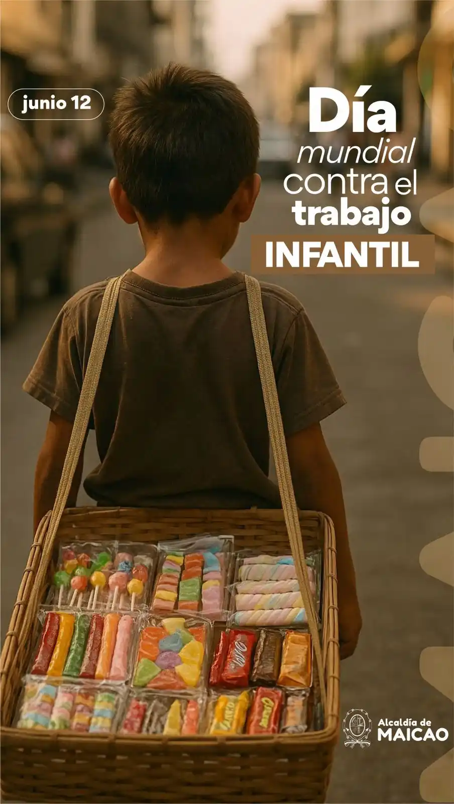Image from ALCALDÍA MUNICIPAL DE MAICAO: "Ningún niño debería tener sus manos ocupadas en trabajo, cuando deber...
