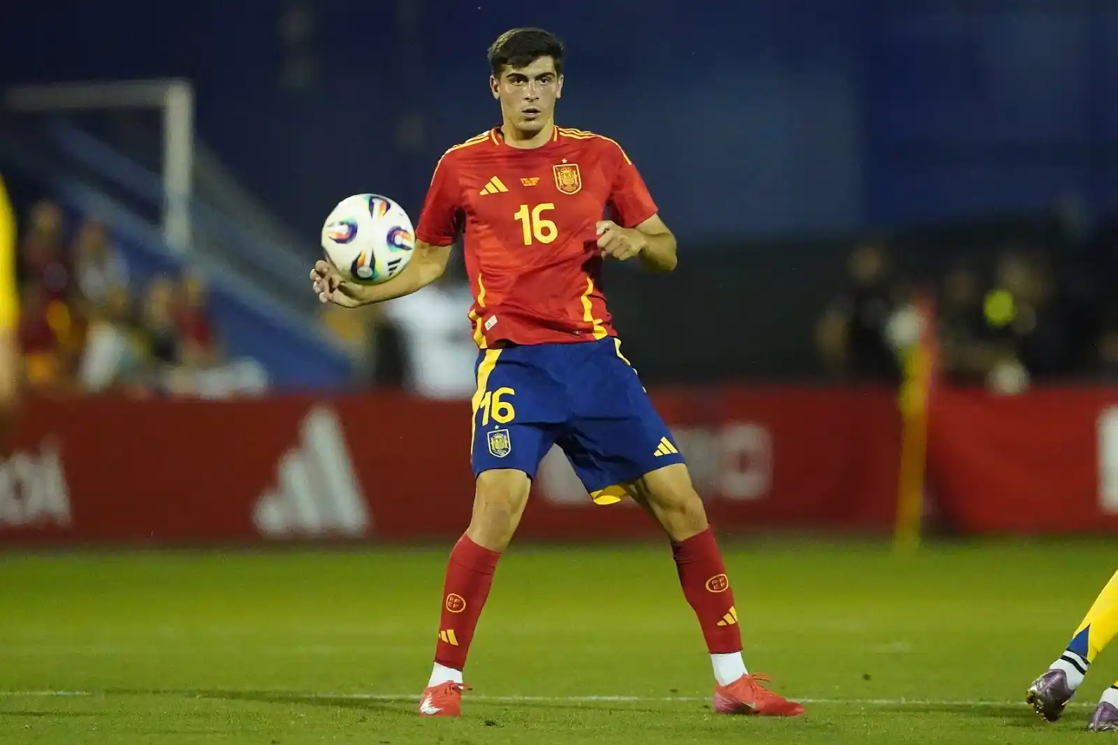 Image from Sevilla FC: Juanlu 🇪🇸 y Agoumé 🇫🇷, representantes del Sevilla FC en el Europeo...