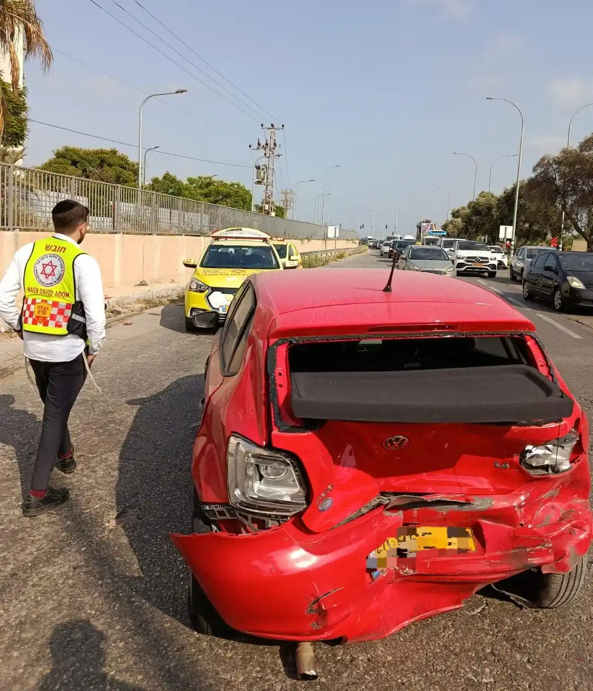 מד"א - הצלה שרון post