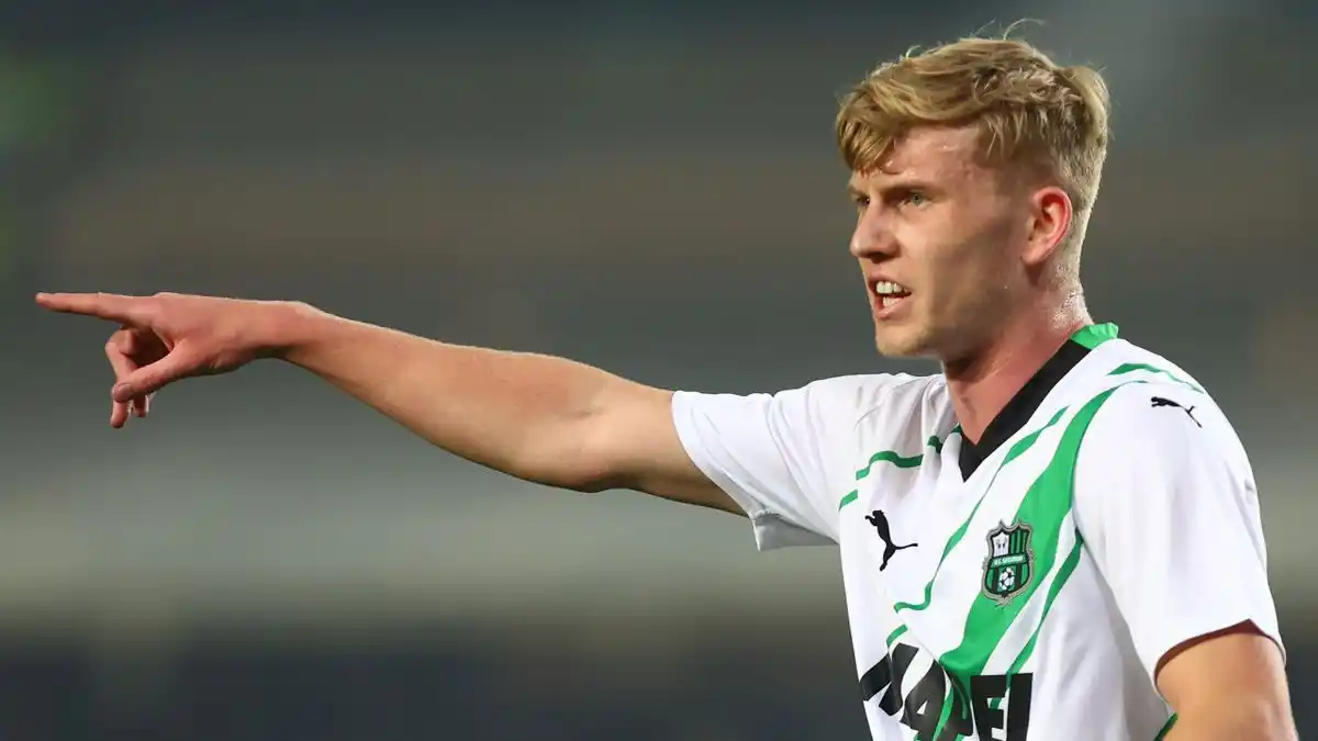 Image from Famous Tartan Army: Celtic are looking at Scottish left back Josh Doig. Josh Doig made his...