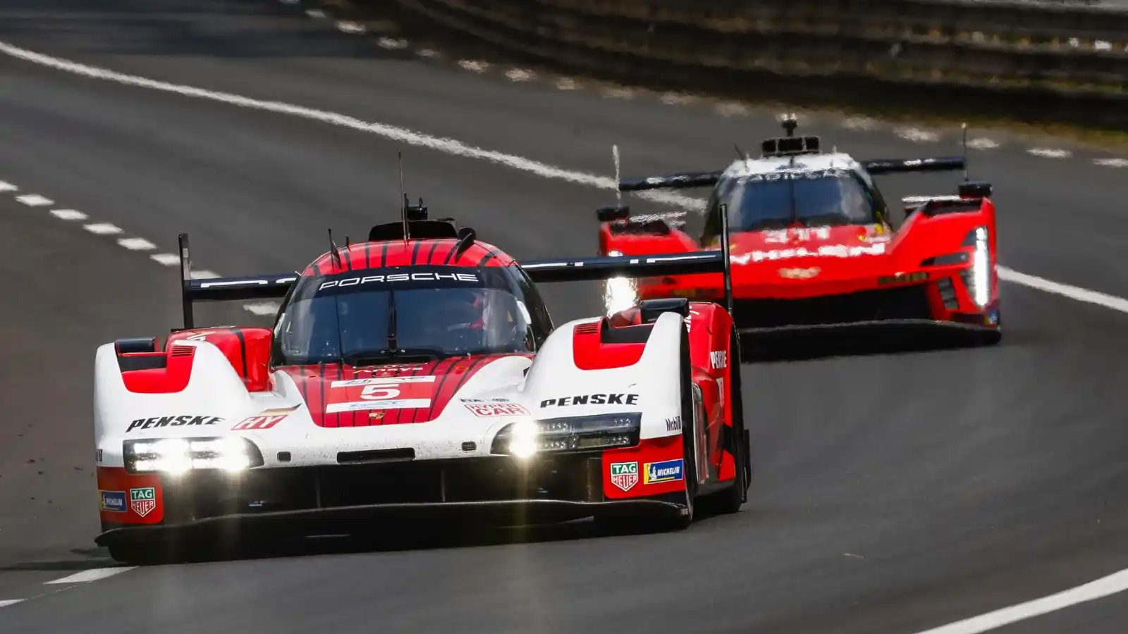 Image from Band | F1 na Band: *DAQUI A POUCO TEM MAIS* *Porsche bate Ferrari nos momentos finais do...