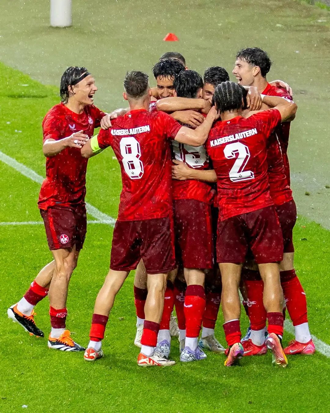 Image from 1. FC Kaiserslautern: Der vorletzte Schritt auf dem Weg in die Regionalliga: Heute Abend tri...