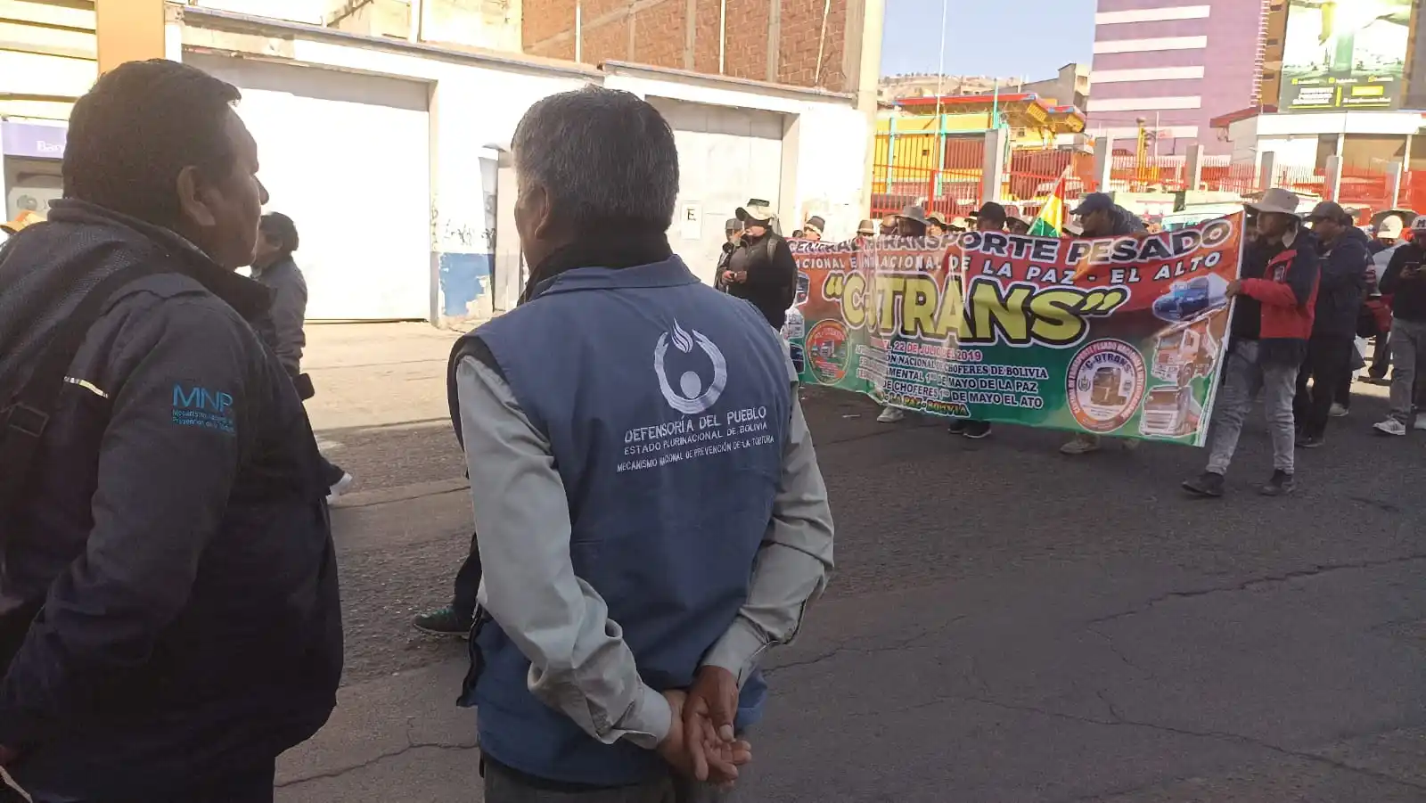Image from Defensoría del Pueblo de Bolivia: *📄|| DÍA 3 DE CONFLICTIVIDAD MULTISECTORIAL: DEFENSORÍA DEL PUEBLO ID...