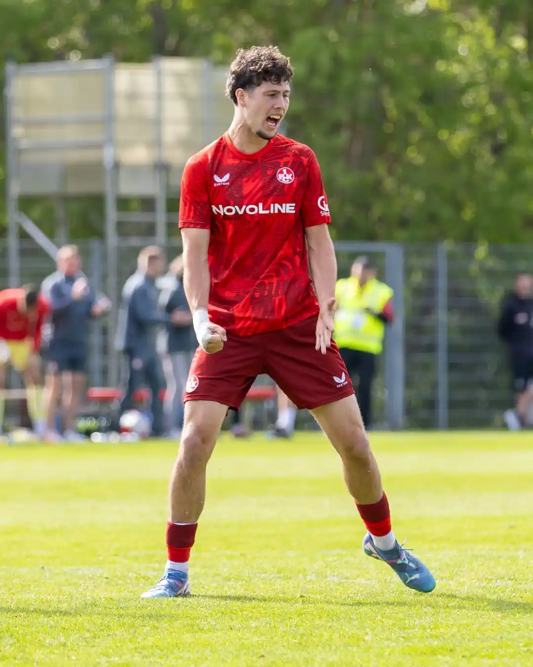 Image from 1. FC Kaiserslautern: Die FCK-U21 muss sich mit einem 1:1 bei Wormatia Worms begnügen. Oskar...