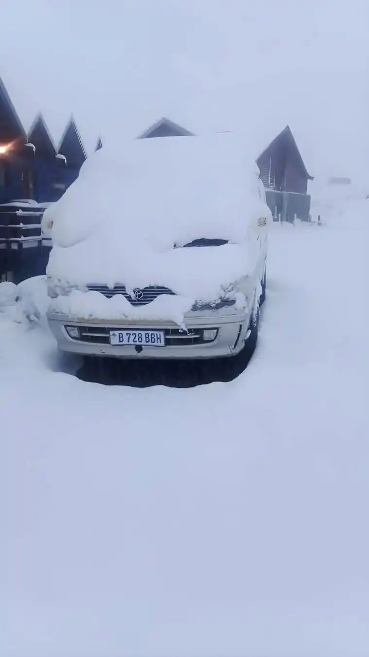 Image from Iyi si WhatsApp Channel by pr Hakizimana Maurice : Iyi si|| Neige kandi yaguye muri Lesotho! Afurika ifite « ibwotamasimb...