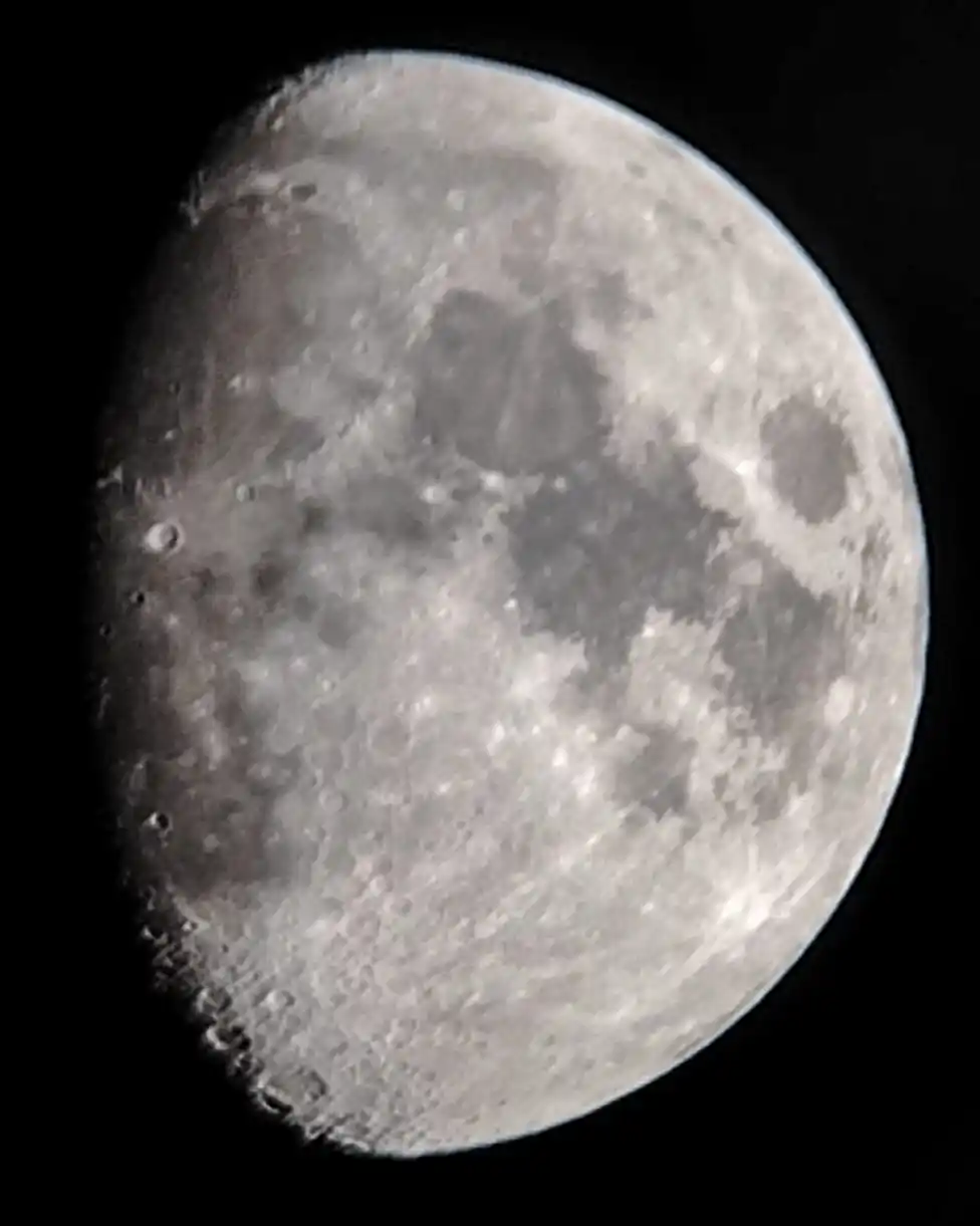 Image from Astronomia En México: Luna gibosa creciente 77% de iluminación <a class="text-blue-500 hover...