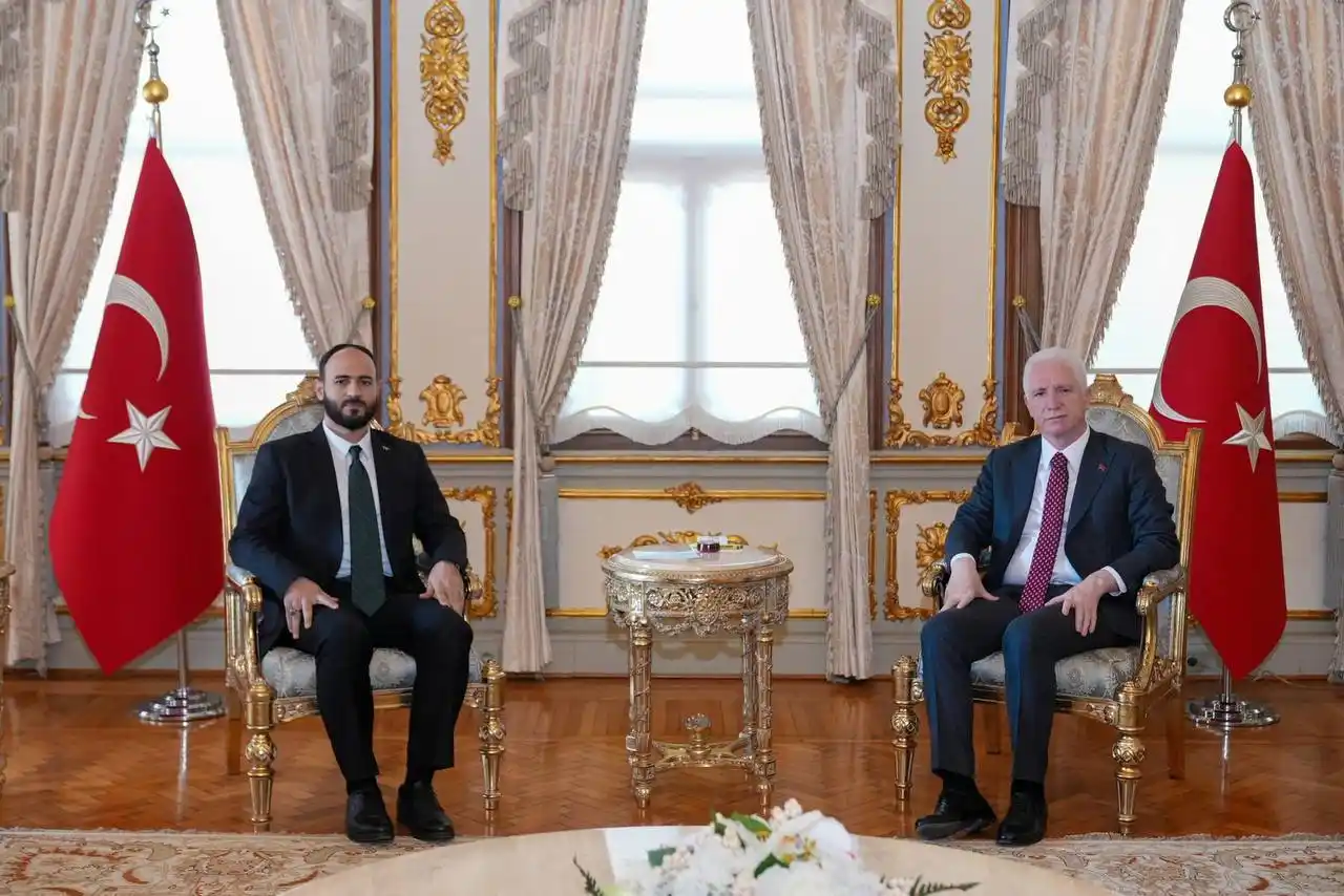 Image from الإخبارية صوت الشعب: محافظ حلب المهندس عزام الغريب عبر "X”: "على هامش فعاليات إحياء مخطوطا...