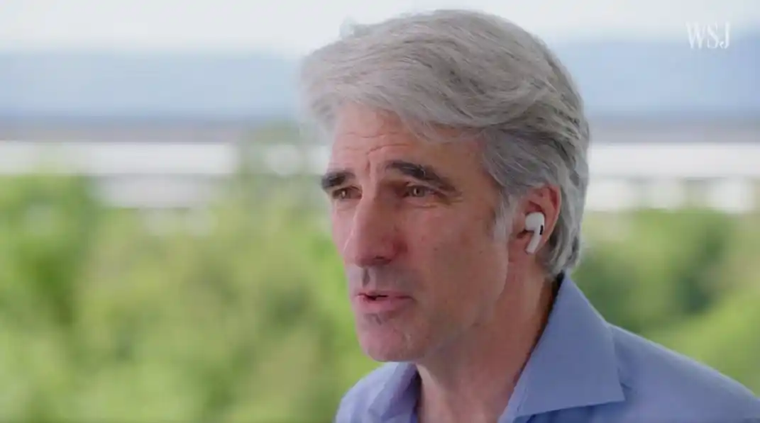 Image from AppleX4: 🗣️ Siri se retrasa… otra vez. Craig Federighi confirma que las mejora...