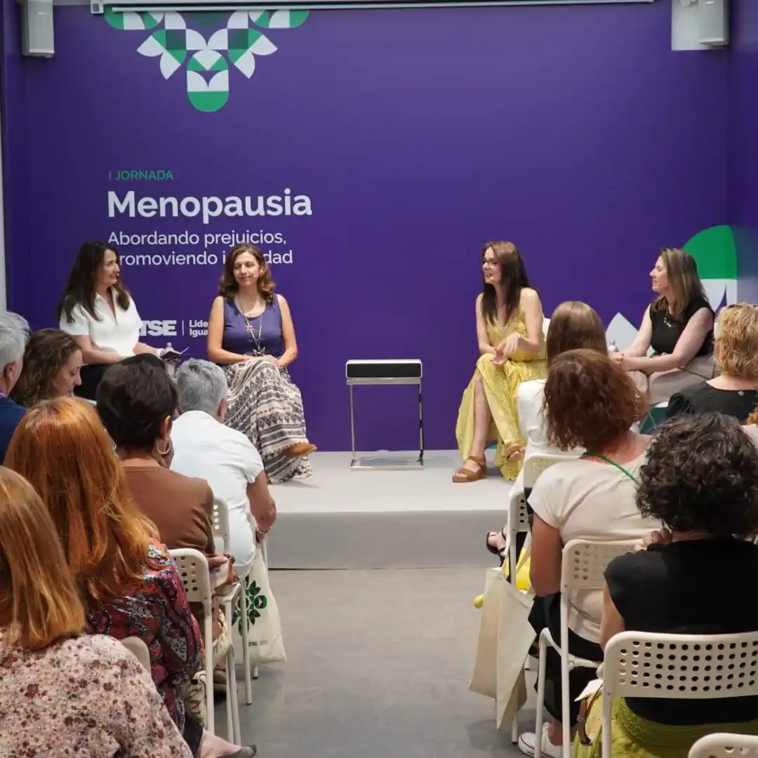 Image from SATSE: ¡Comienza la I Jornada de Acción por la Salud de las Mujeres! Menopau...