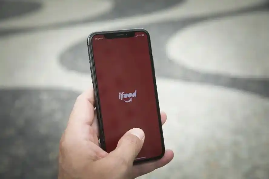 Image from Extra - Emprego e concursos: *iFood: entregadores poderão antecipar repasses, escolher rotas e ter ...