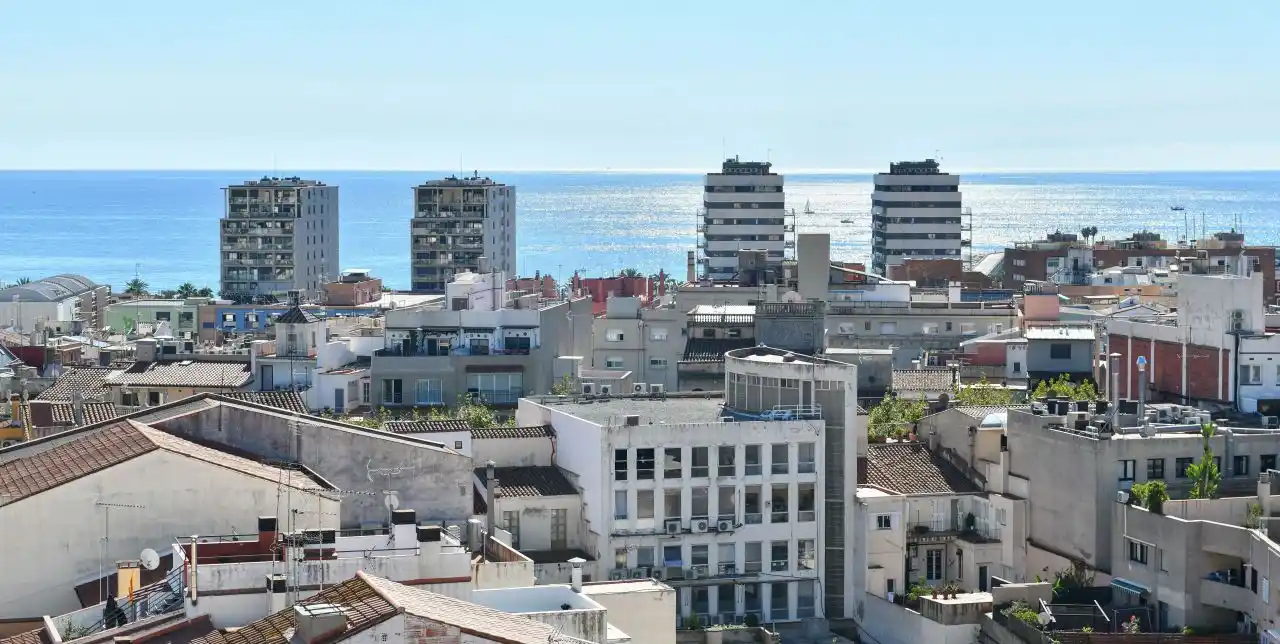 Image from Capgròs - Mataró i Maresme: A la recerca dels pisos buits: una feina que mai s’acaba https://capg...