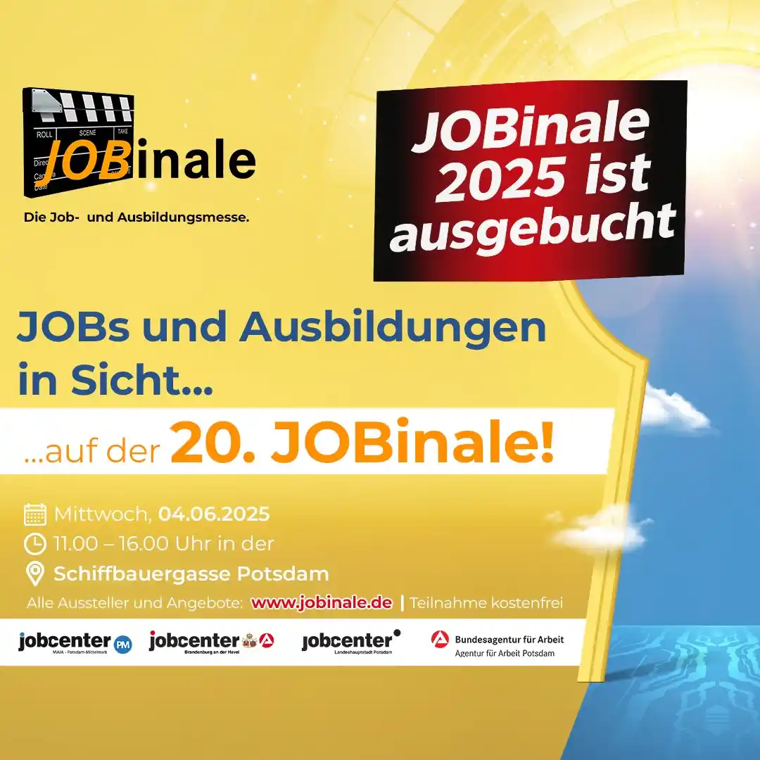 Image from Polizei Brandenburg Karriere: *Auf geht's: nach Potsdam!* 🚌💨 Wir sind mit unserem Team vom Werbed...