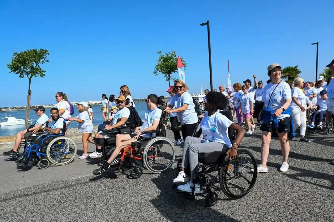 Image from Seixal, Arrentela e Aldeia de Paio Pires: 🌟 Caminhar com o coração faz toda a diferença! 🌟  🩵 Este domingo ma...