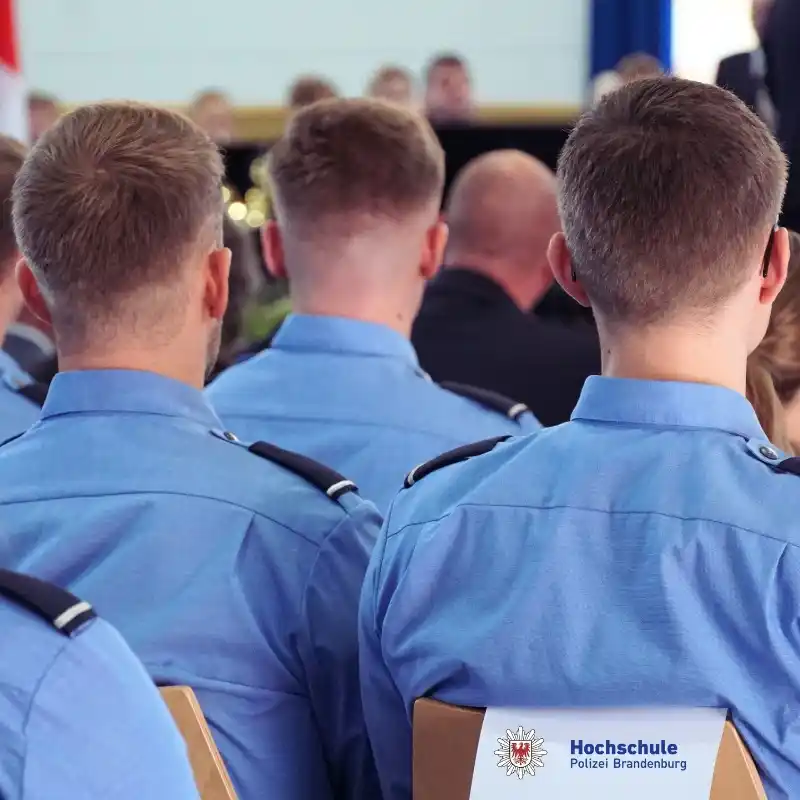 Polizei Brandenburg Karriere post