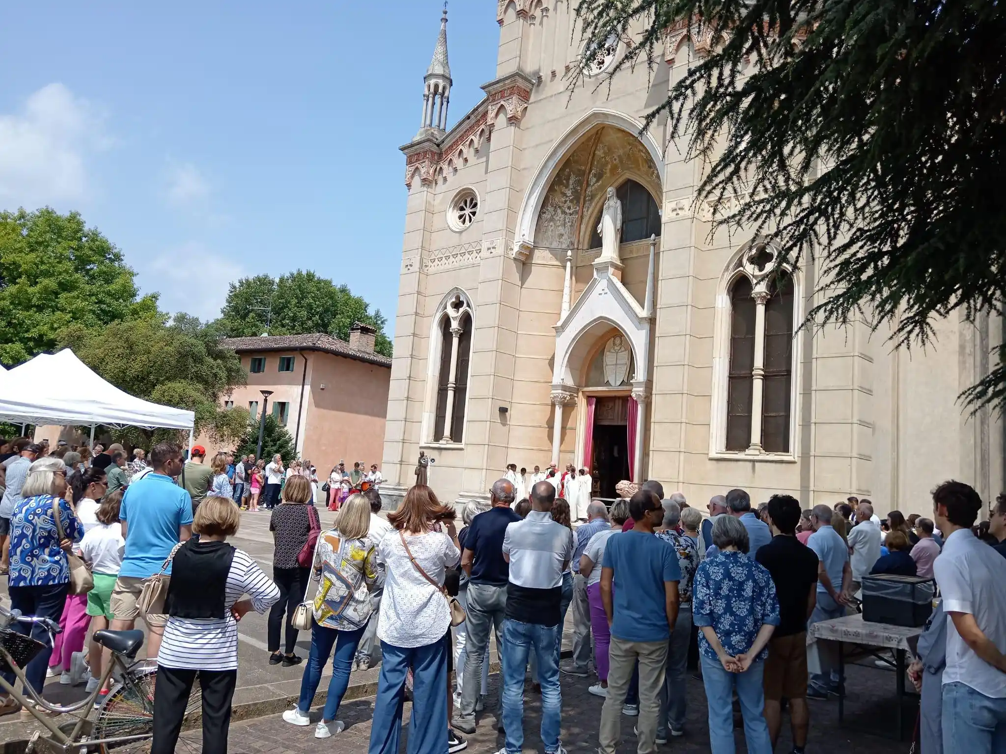 Image from Parrocchie S.Lucia-Sarano: Ieri nell’atmosfera e bellissima partecipazione alla benedizione delle...